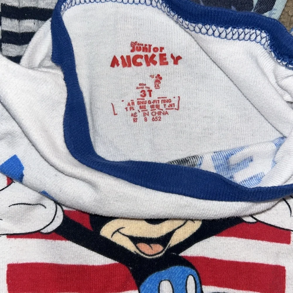 Pajama Bundle. 3t - Picture 9 of 9